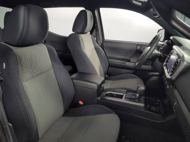 Used 2021 Toyota Tacoma TRD Sport image 15