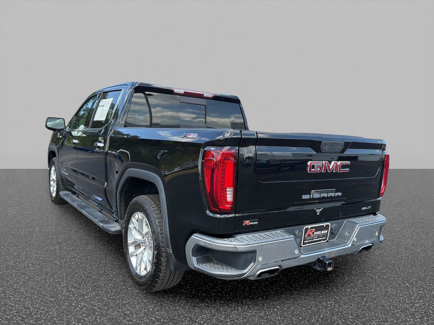 Certified 2019 GMC Sierra 1500 SLT w/ SLT Premium Plus Package AWD/4WD image 7