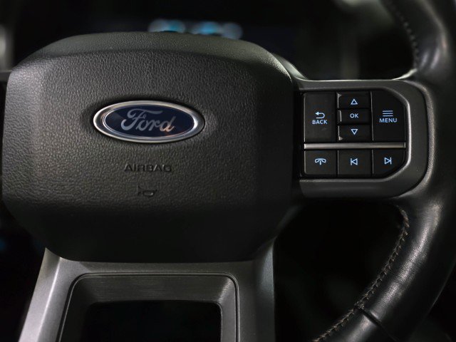 Used 2022 Ford F150 Lightning Lariat image 23