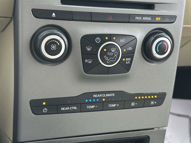 Used 2017 Ford Flex SE FWD image 19