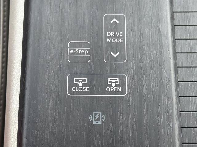 Certified 2023 Nissan Ariya FWD image 7