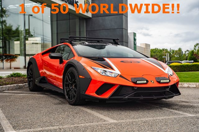 Used 2023 Lamborghini Huracan Sterrato image 1