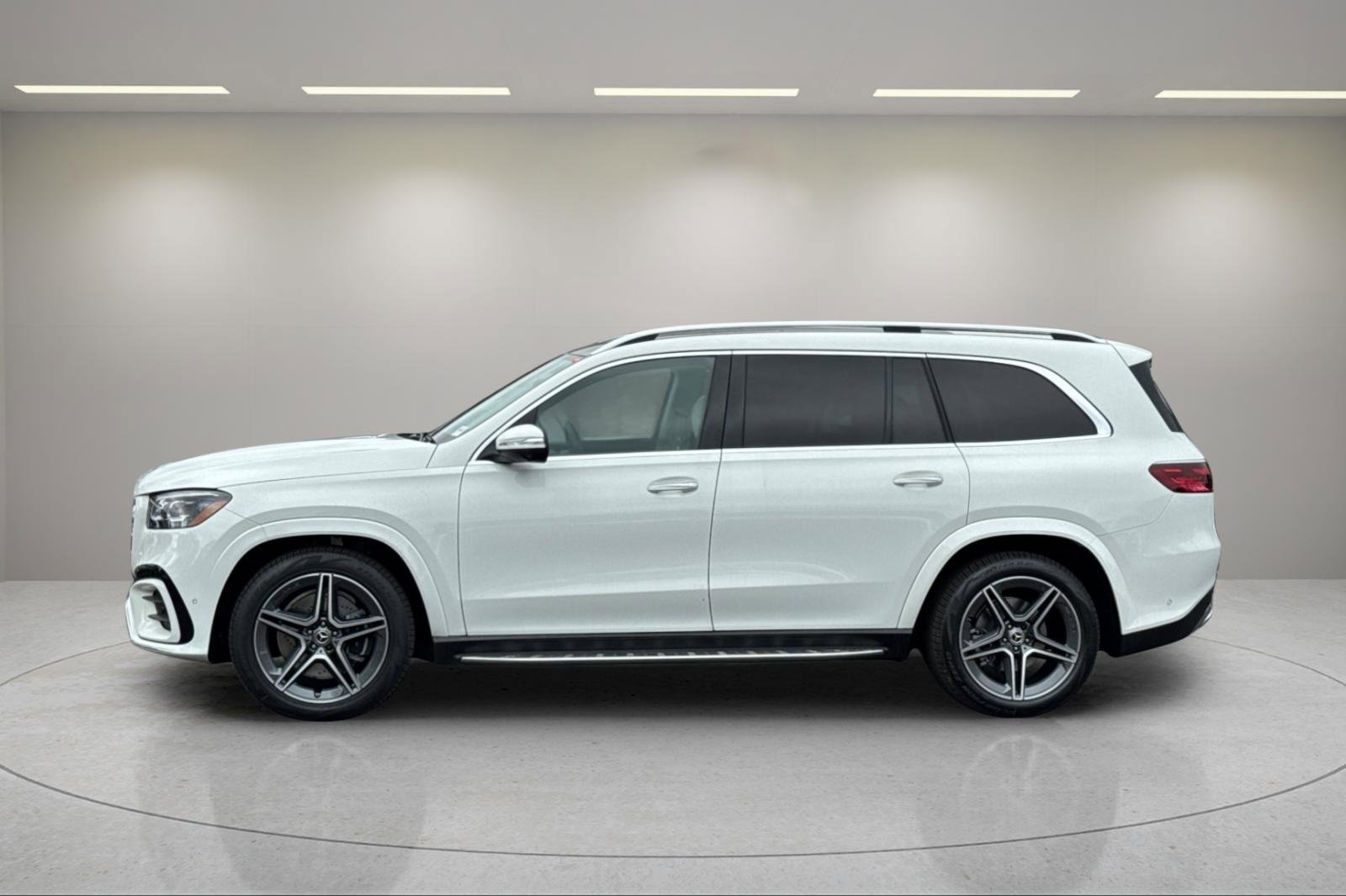 New 2026 Mercedes-Benz GLS 450 4MATIC image 7