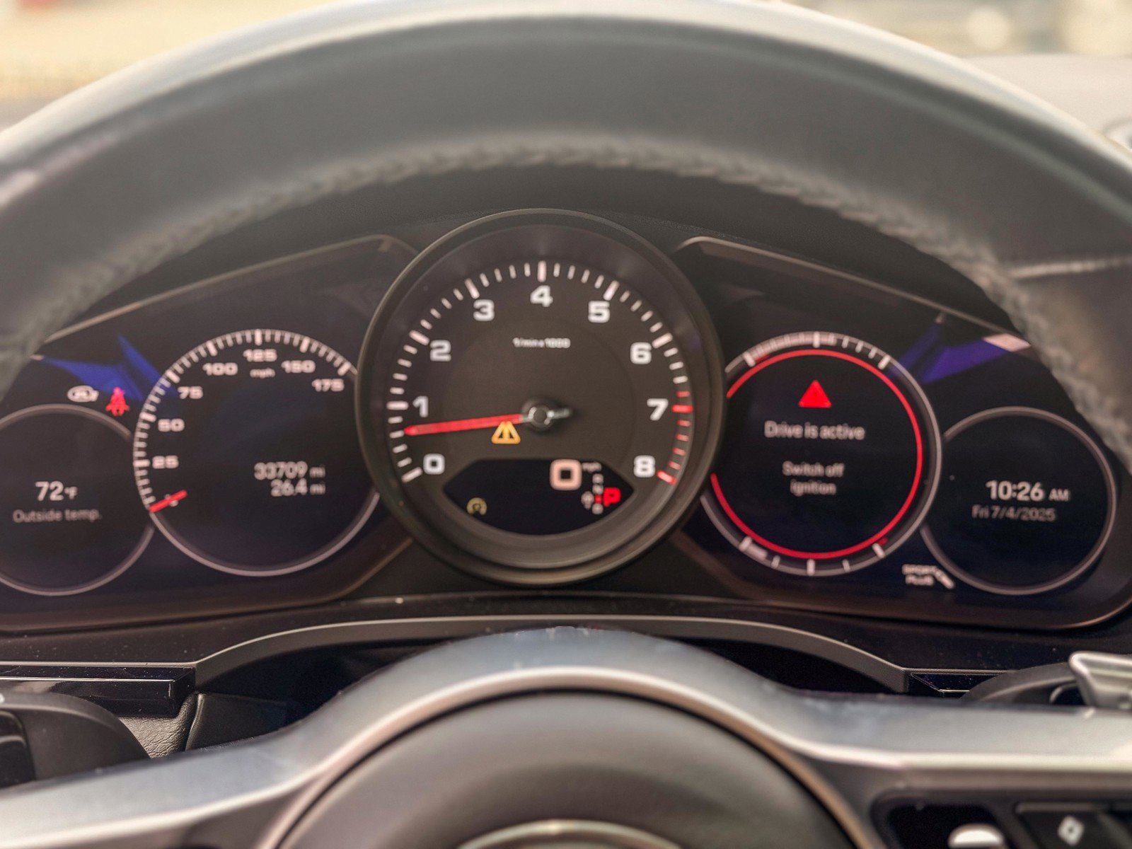 Used 2023 Porsche Cayenne Platinum Edition image 23