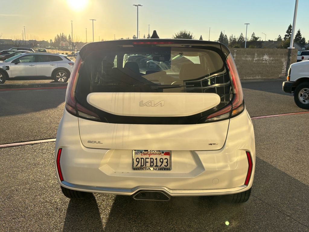 Used 2023 Kia Soul GT-Line image 6