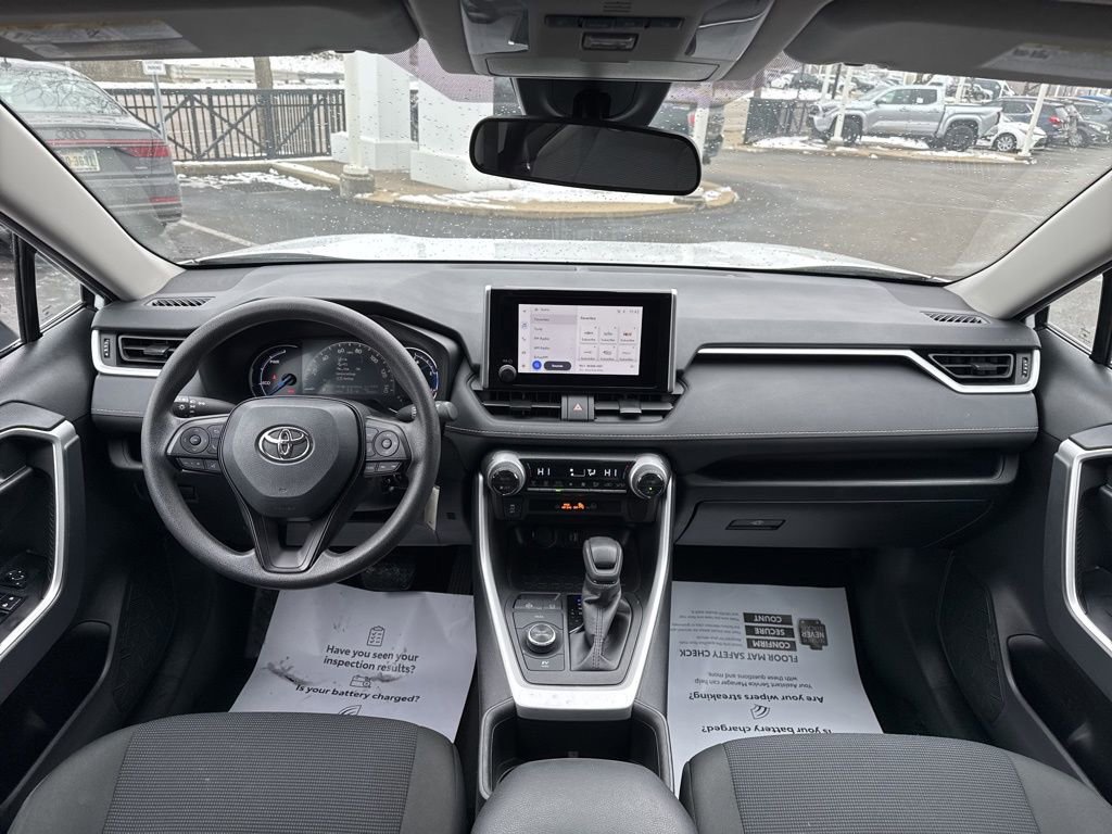 Certified 2025 Toyota RAV4 LE image 20