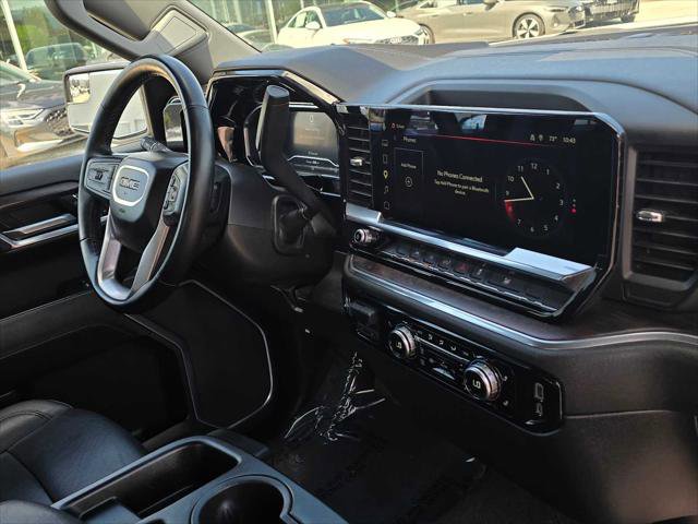 Used 2025 GMC Sierra 1500 SLT RWD image 9