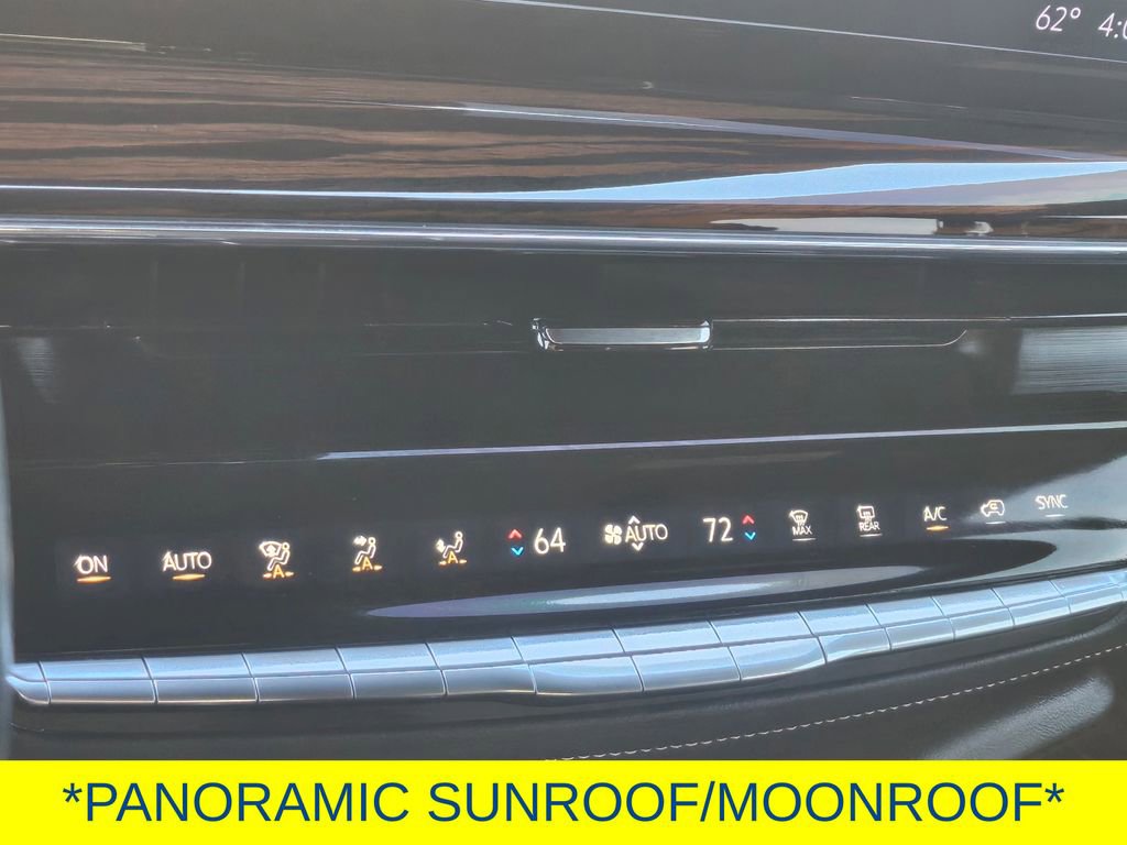 Used 2022 Cadillac Escalade Premium Luxury image 27