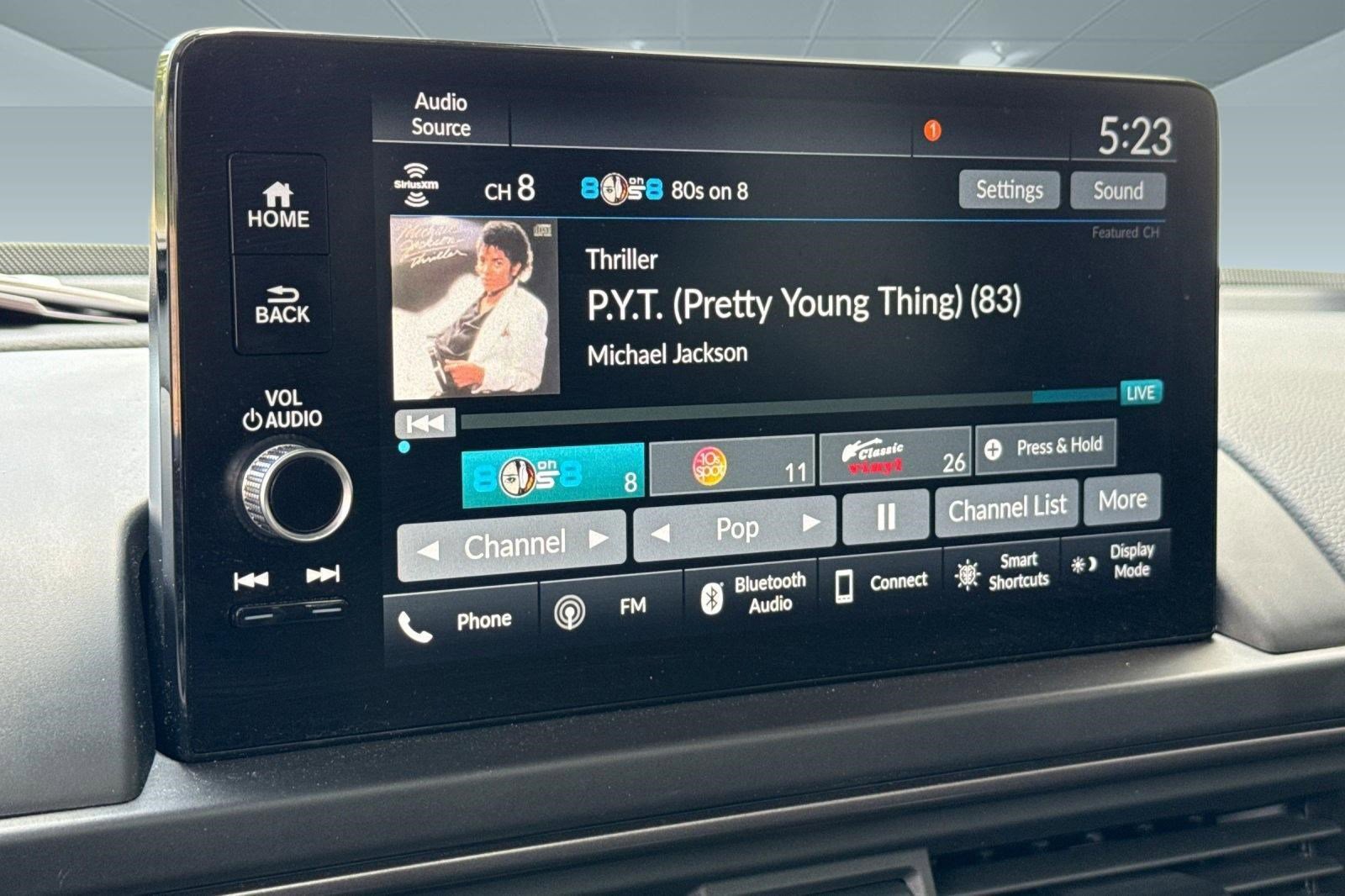 Used 2025 Honda Pilot TrailSport image 23