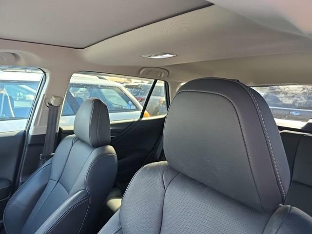 Used 2023 Subaru Outback Limited image 12