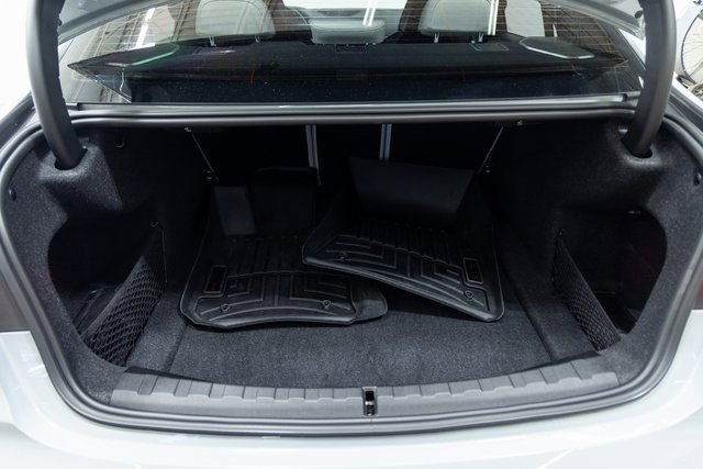 Used 2021 BMW M3 Competition w/ M Carbon Exterior Package image 10