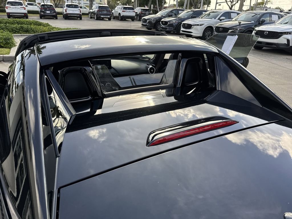 Used 2024 MAZDA MX-5 Miata RF Grand Touring w/ Weather Package image 36