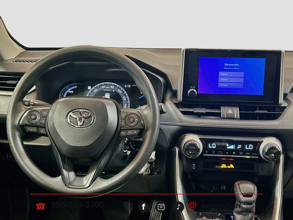 Used 2025 Toyota RAV4 LE AWD/4WD image 19