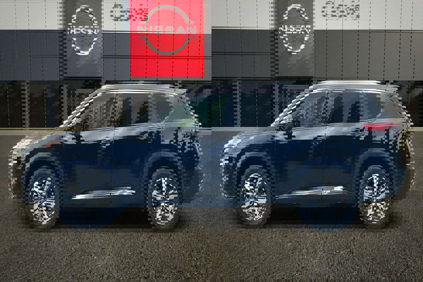 Used 2023 Nissan Rogue SL image 6