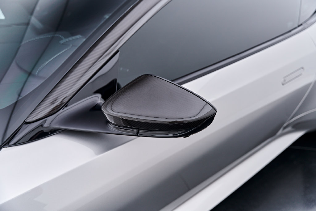 Used 2023 Aston Martin DBS Coupe RWD image 22