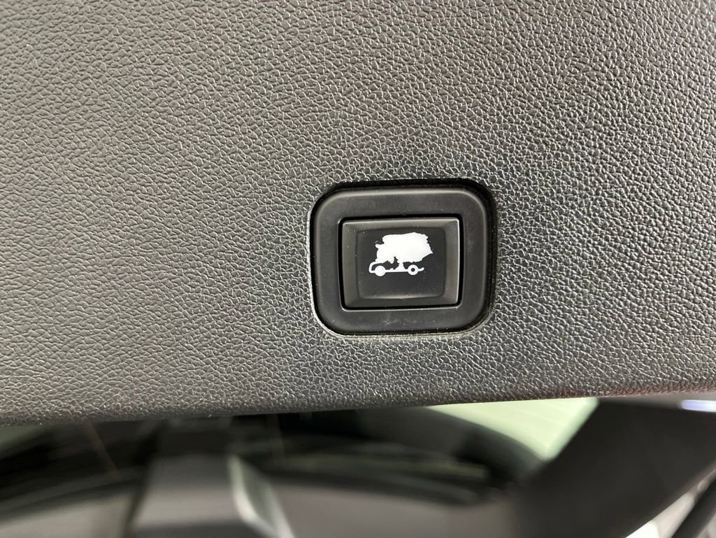 Used 2020 Cadillac XT6 Premium Luxury AWD/4WD image 15