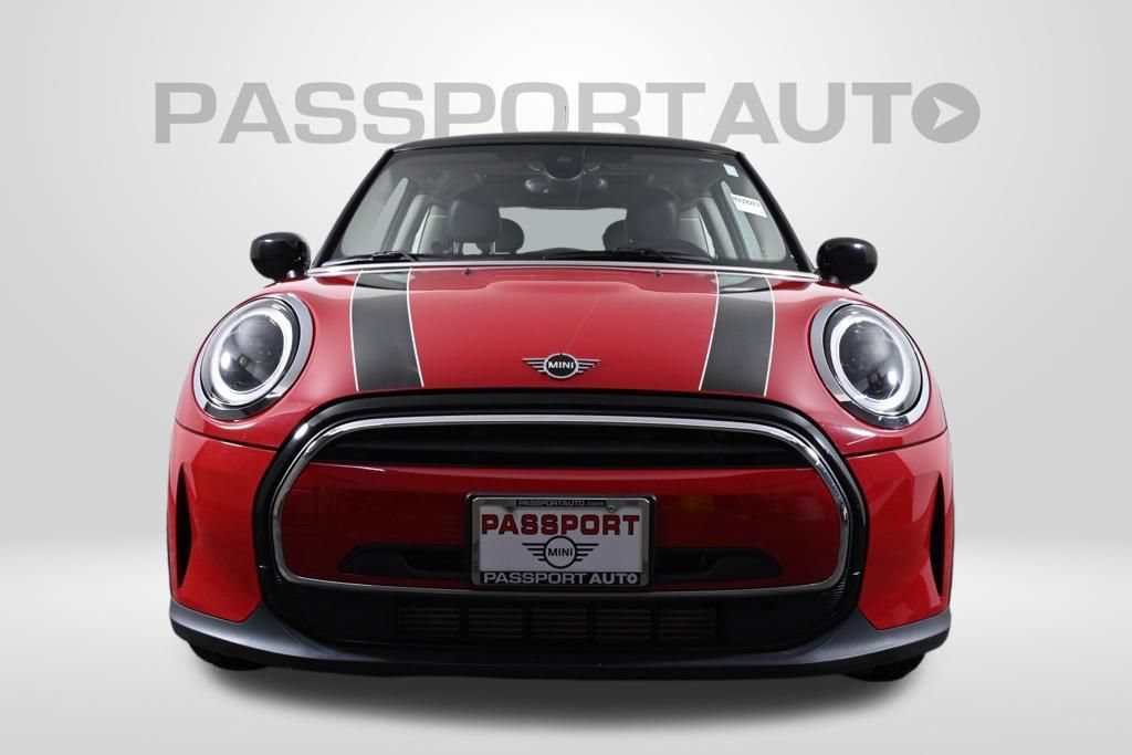 Used 2023 MINI Cooper 2-Door Hardtop FWD image 2