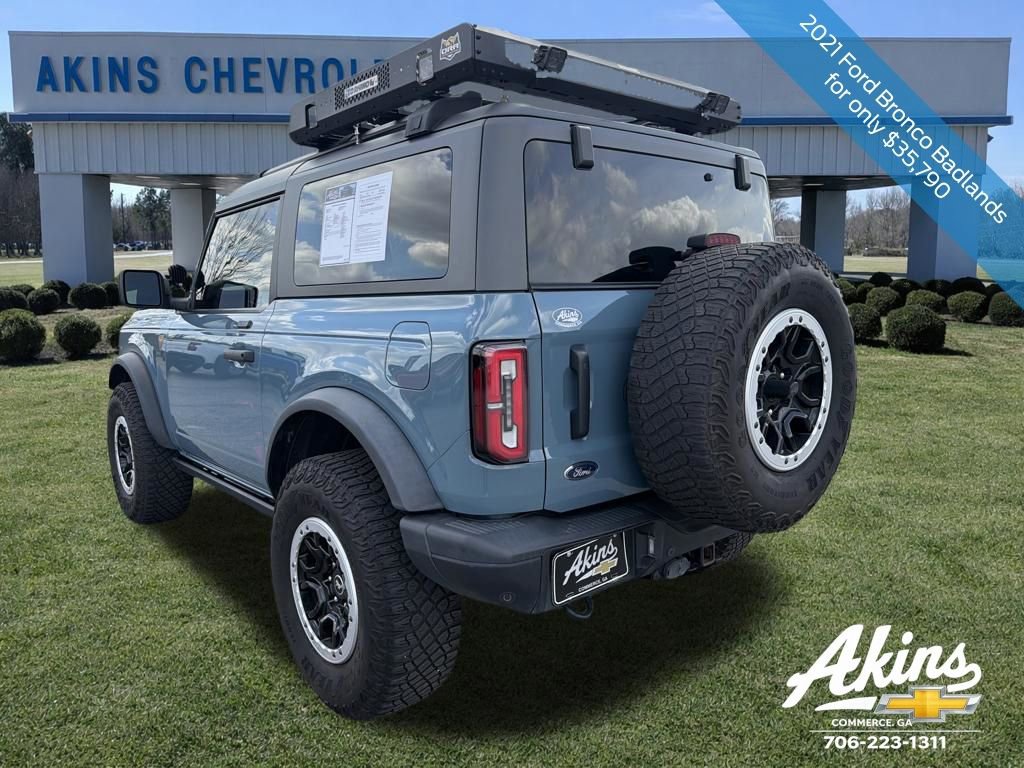 Used 2021 Ford Bronco Badlands image 9