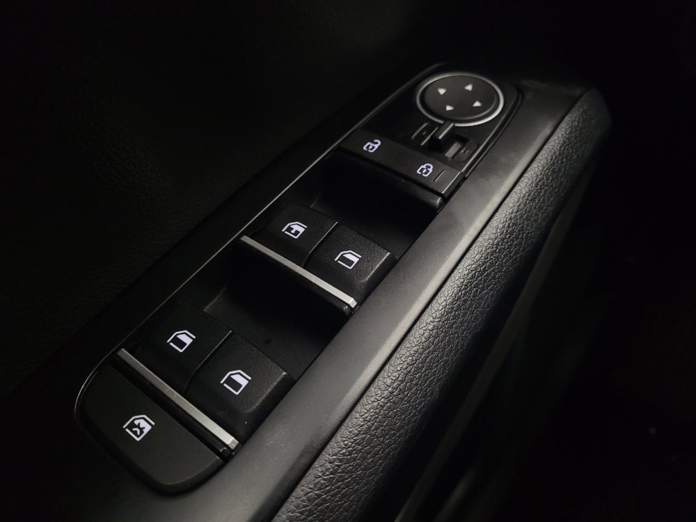 Used 2023 Kia Soul LX w/ LX Technology Package image 27