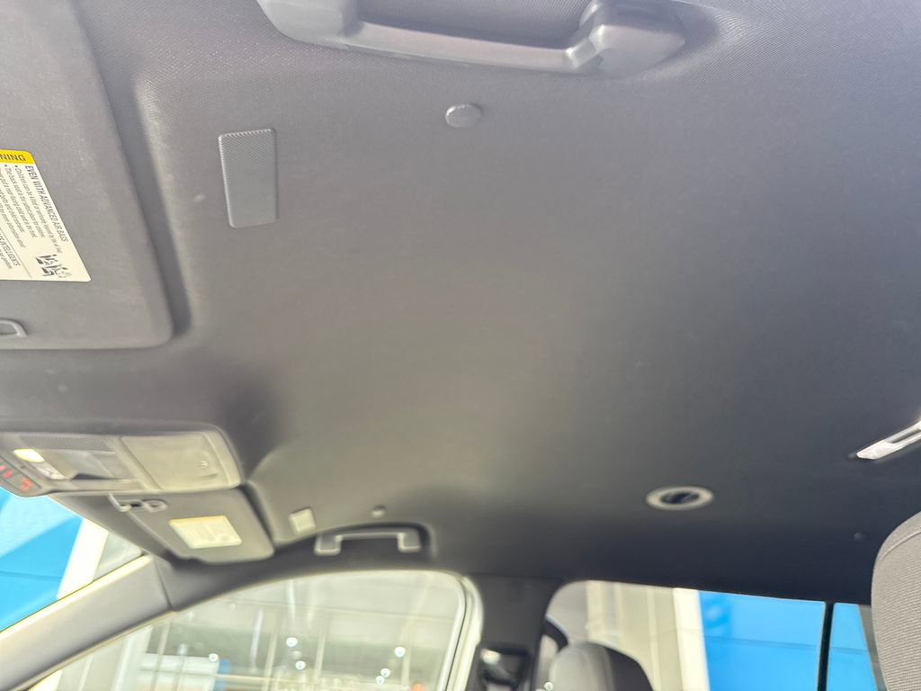 Used 2025 GMC Acadia Elevation image 22