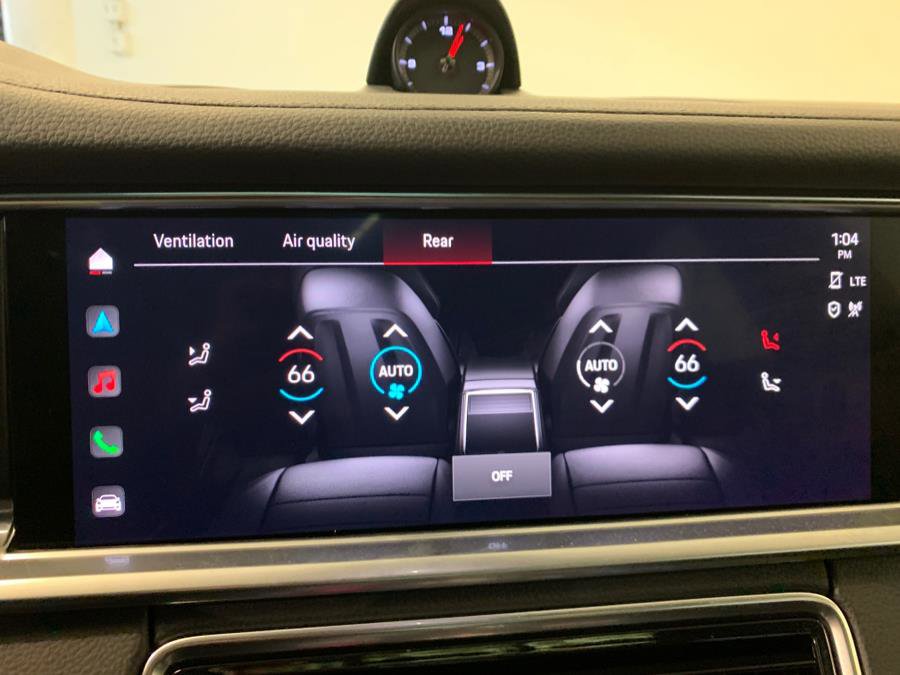 Used 2023 Porsche Panamera 4 Platinum Edition w/ Assistance Package image 34