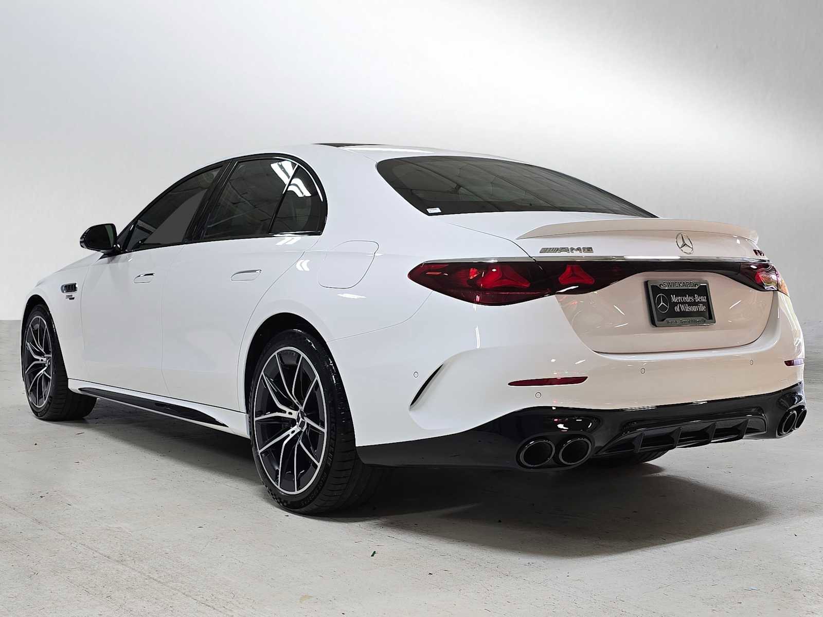 New 2026 Mercedes-Benz E 53 AMG e 4MATIC Sedan image 5