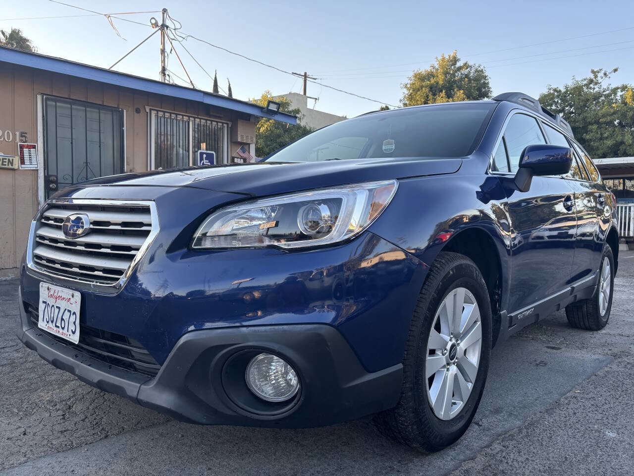Used 2015 Subaru Outback 2.5i Premium image 8