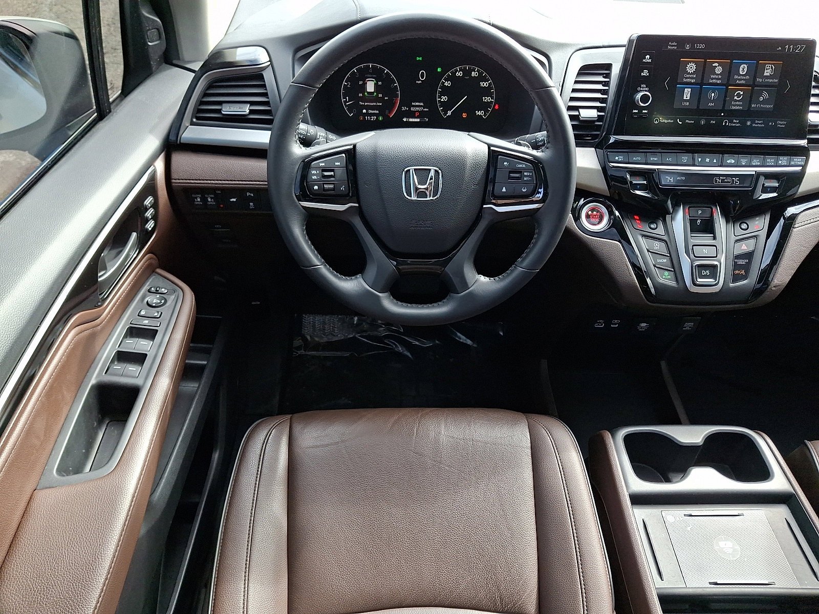 Used 2024 Honda Odyssey Elite image 12