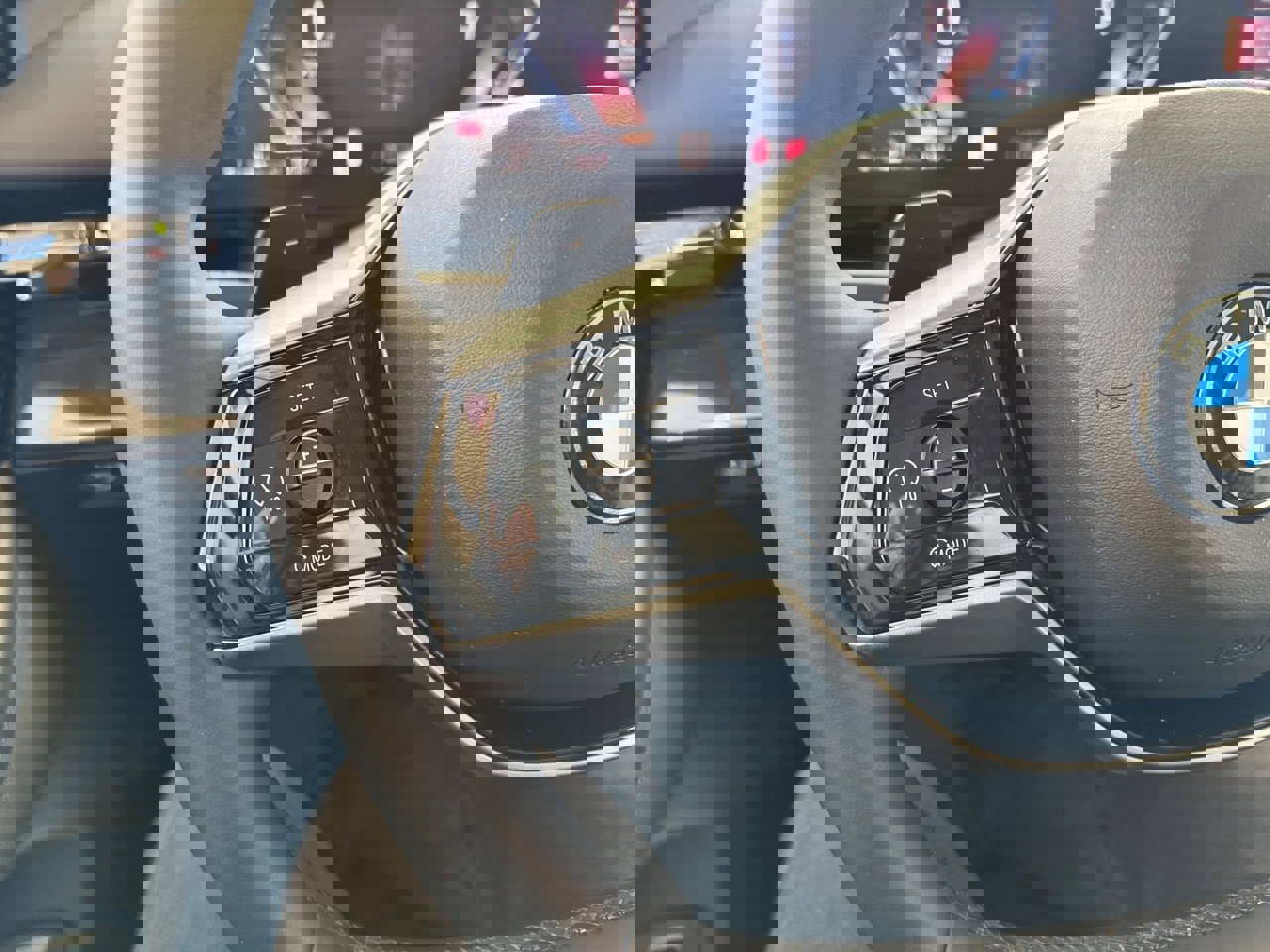 Certified 2025 BMW 530i xDrive 530i xDrive w/ Premium Package image 20