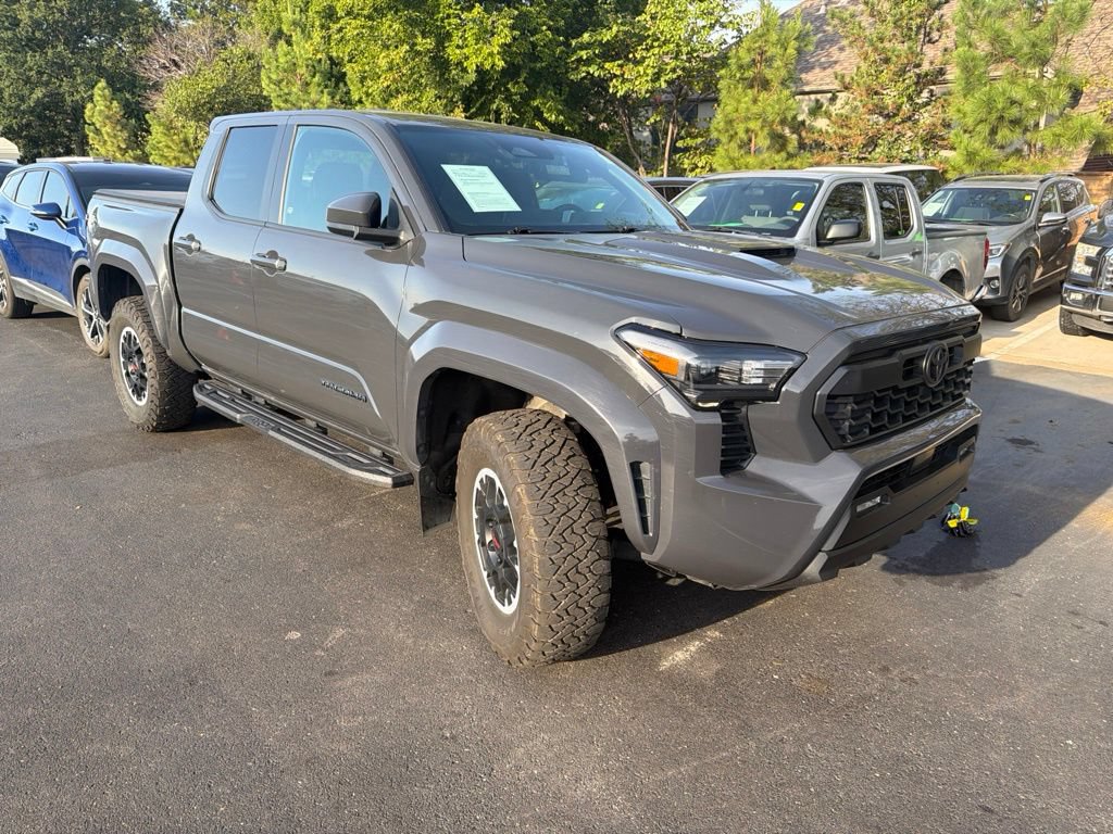 Used 2024 Toyota Tacoma TRD Sport AWD/4WD image 2