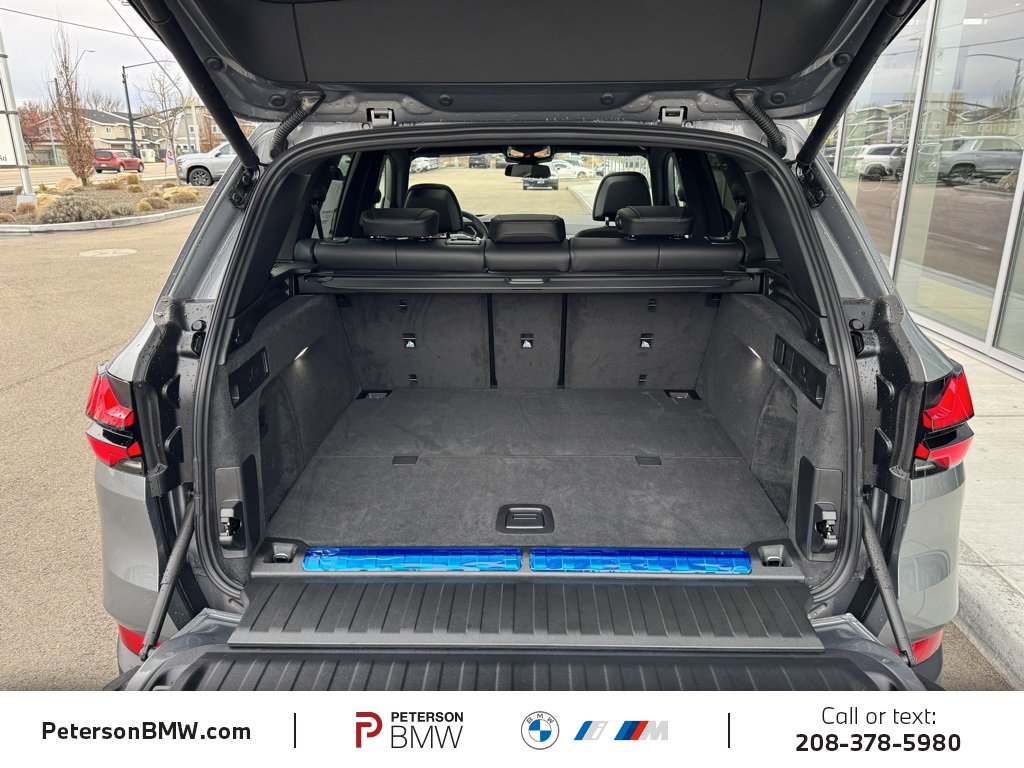 New 2026 BMW X5 xDrive50e image 6
