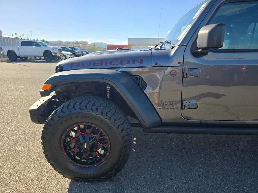 Used 2022 Jeep Gladiator Rubicon w/ LED Lighting Group AWD/4WD image 13