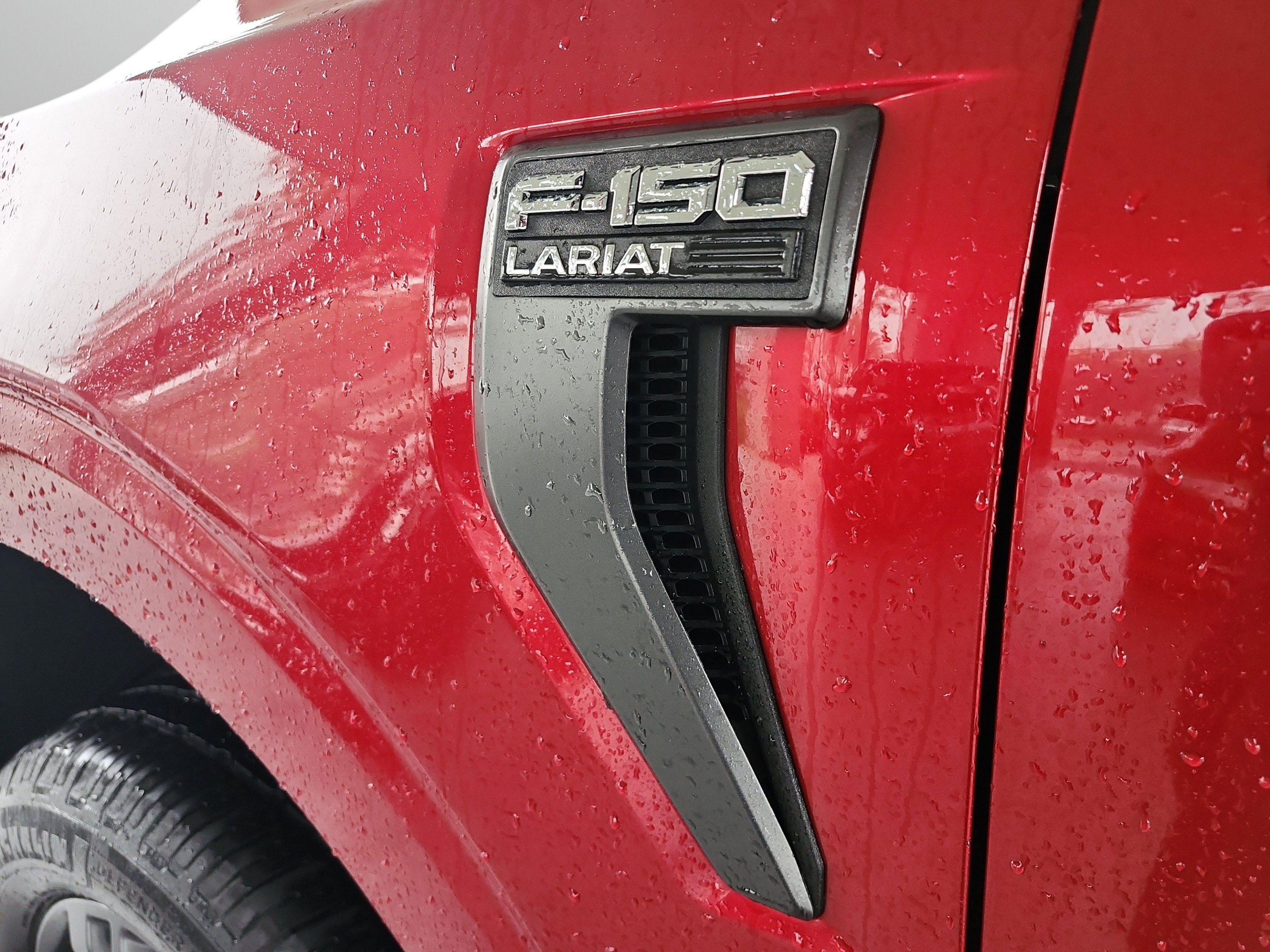 Used 2023 Ford F150 Lariat w/ Equipment Group 502A High AWD/4WD image 30