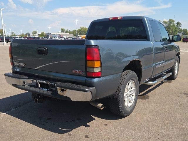 Used 2006 GMC Sierra 1500 SLE w/ Sierra Special Edition RWD image 7