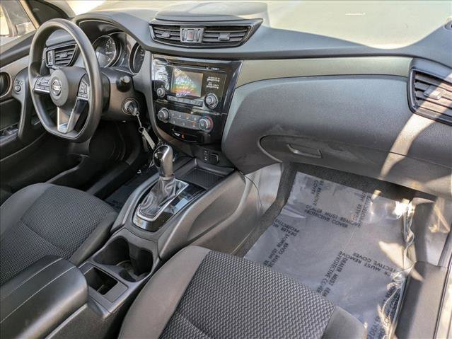 Used 2018 Nissan Rogue Sport S image 17