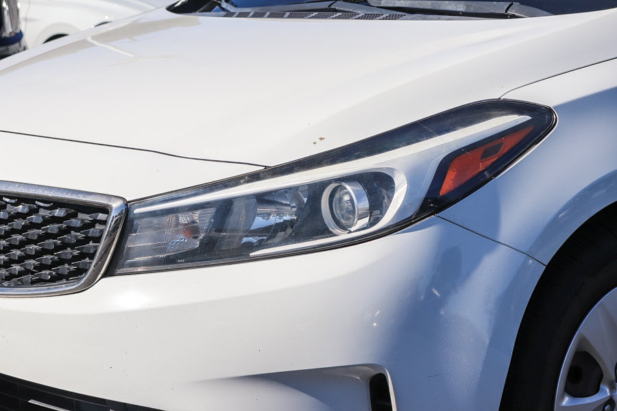 Used 2018 Kia Forte LX FWD image 4