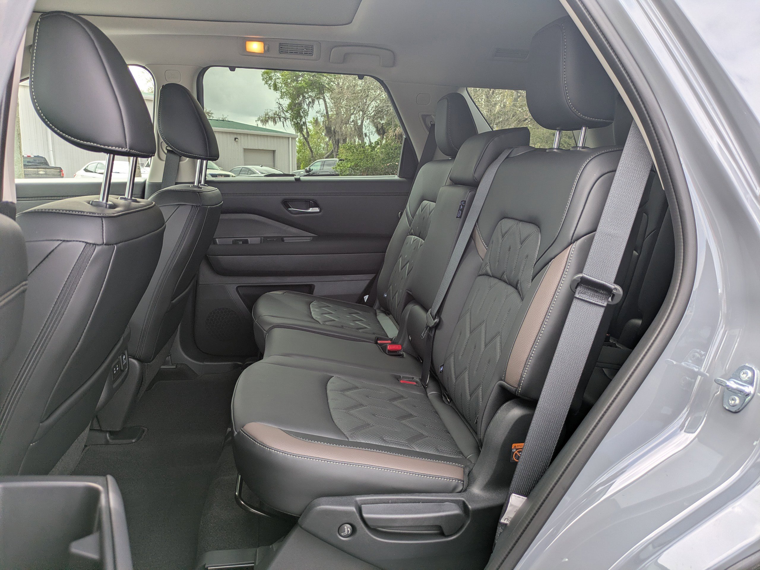 New 2026 Nissan Pathfinder Platinum w/ Cargo Package FWD image 15