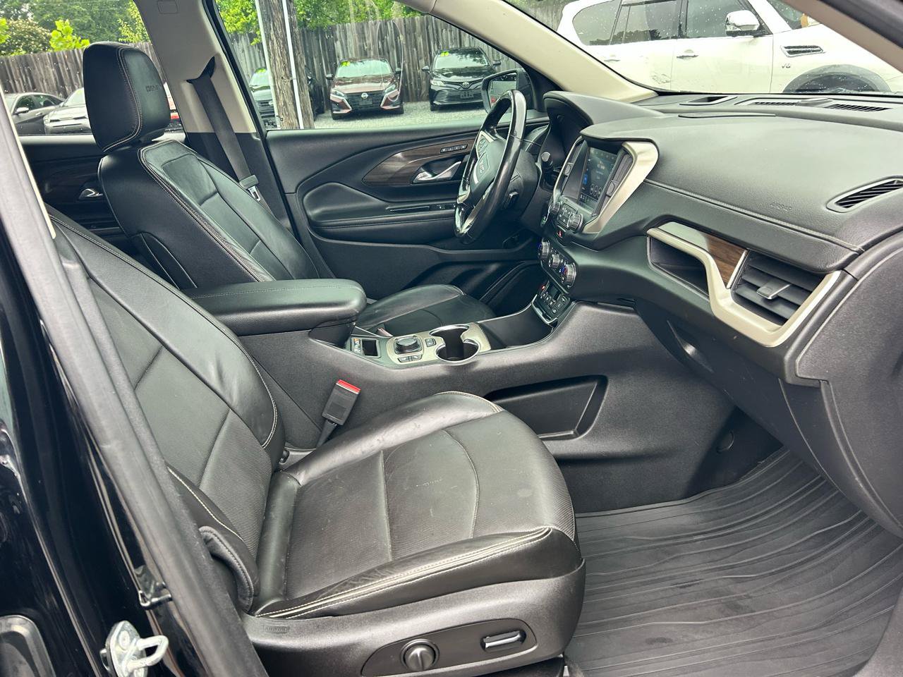 Used 2018 GMC Terrain Denali w/ Advanced Safety Package FWD image 8