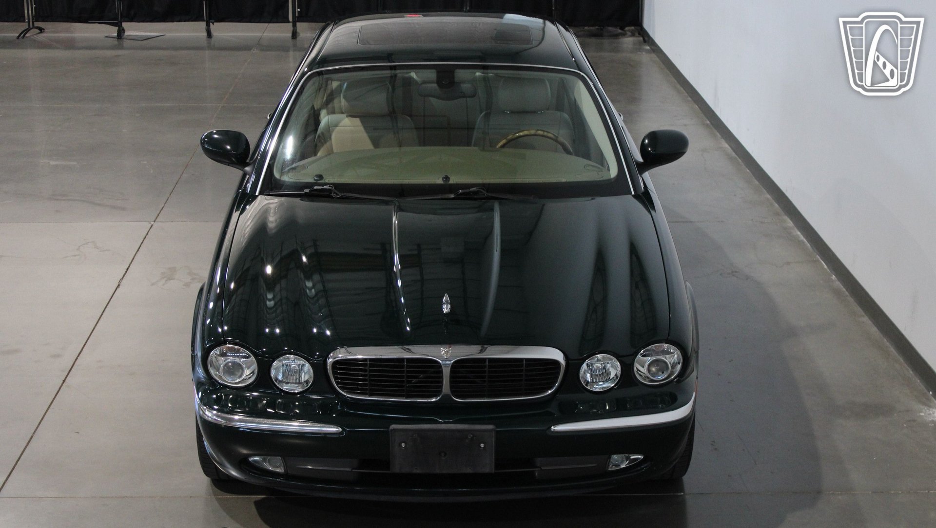 Used 2004 Jaguar XJ8 RWD image 5