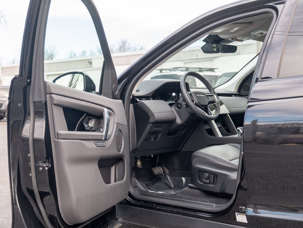 Certified 2025 Land Rover Discovery Sport S AWD/4WD image 10