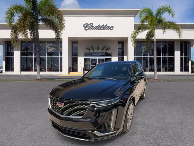 Used 2023 Cadillac XT6 Premium Luxury FWD image 5