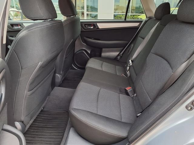 Used 2017 Subaru Outback 2.5i Premium AWD/4WD image 7