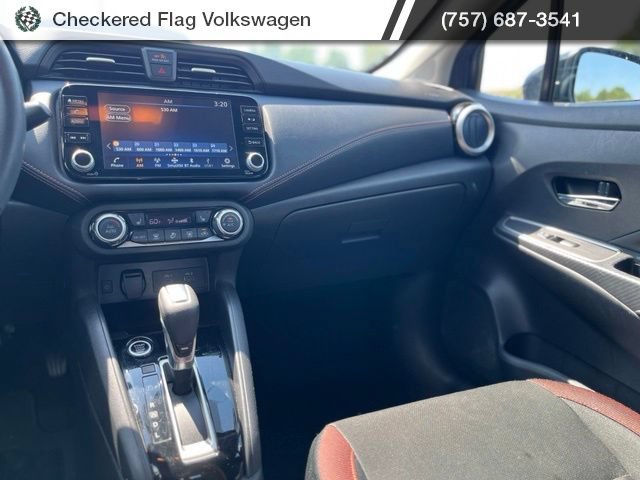 Used 2024 Nissan Versa SR FWD image 28