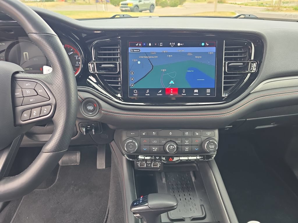 Used 2025 Dodge Durango GT AWD/4WD image 19