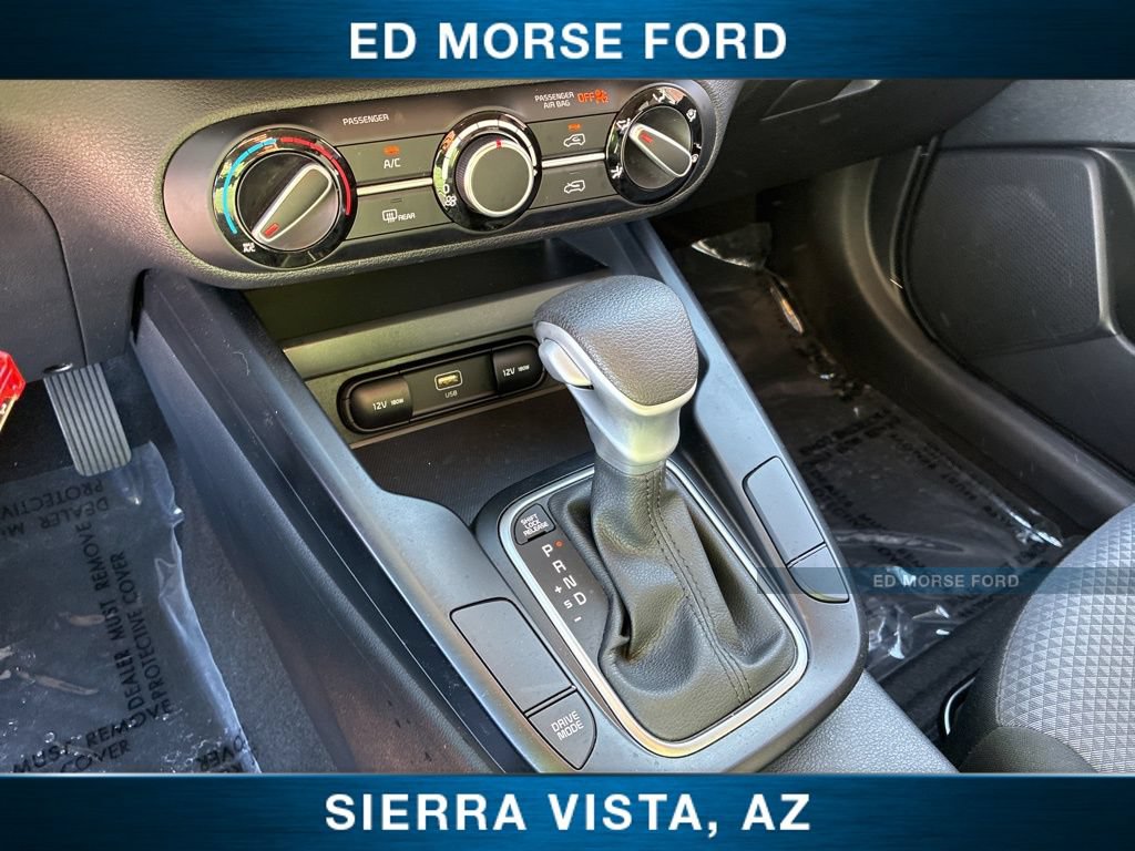 Certified 2025 Kia Soul LX FWD image 32