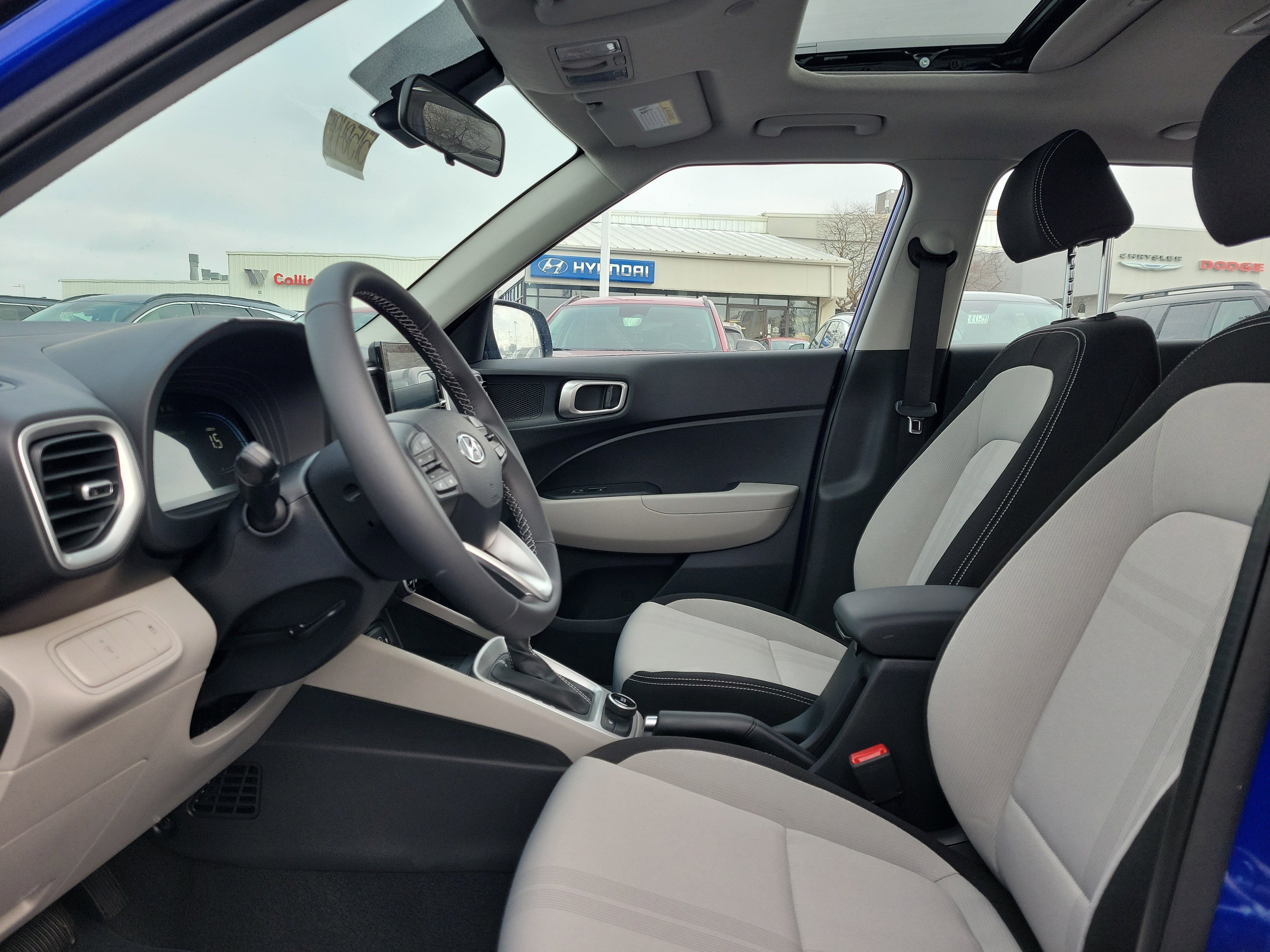 New 2026 Hyundai Venue SEL image 14