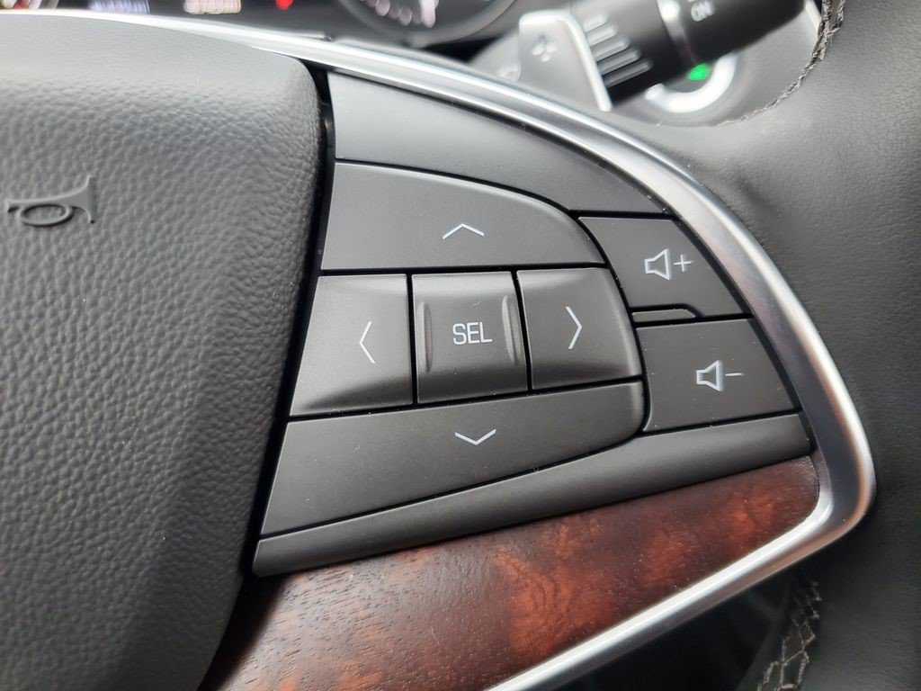 Certified 2026 Cadillac XT5 Sportv w/ LPO, Floor Liner Package AWD/4WD image 22