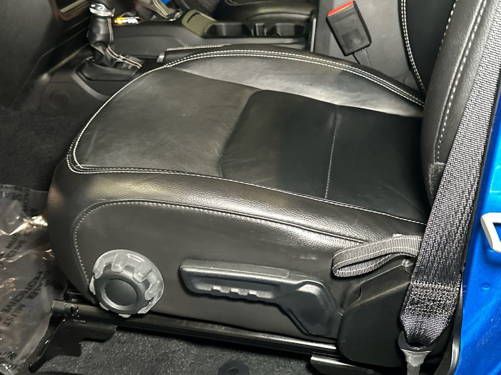 Used 2023 Jeep Wrangler Unlimited Sahara image 20