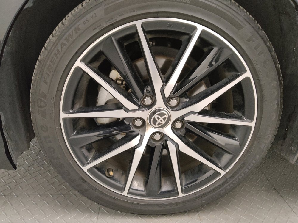 Used 2023 Toyota Camry SE image 31