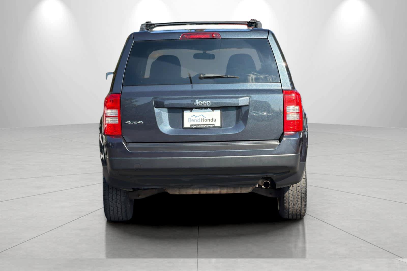 Used 2015 Jeep Patriot Sport w/ Power Value Group AWD/4WD image 7